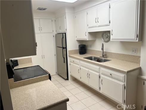 2234 Via Puerta C , Laguna Woods, CA