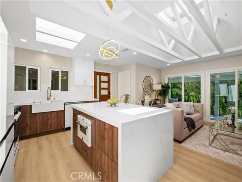2319 Via Puerta O , Laguna Woods, CA