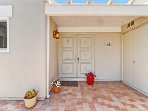 2006 Via Mariposa B , Laguna Woods, CA