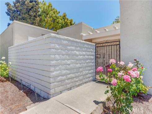 2006 Via Mariposa B , Laguna Woods, CA