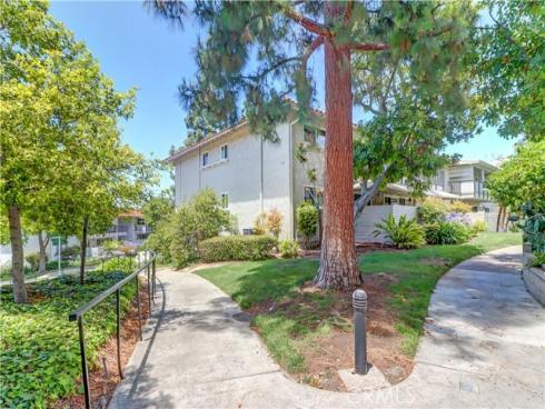 2285 Via Puerta Q , Laguna Woods, CA