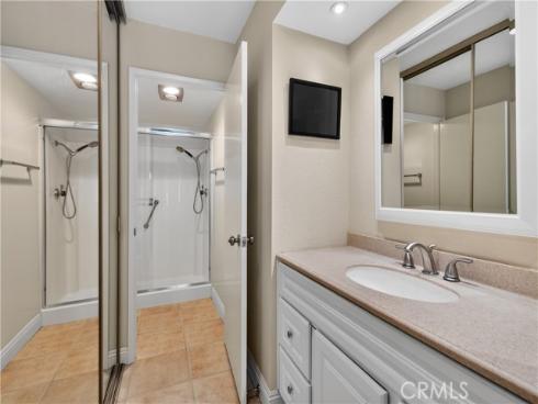 4005 Calle Sonora Oeste 1b , Laguna Woods, CA