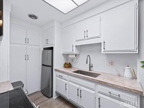 2257 Via Puerta P , Laguna Woods, CA