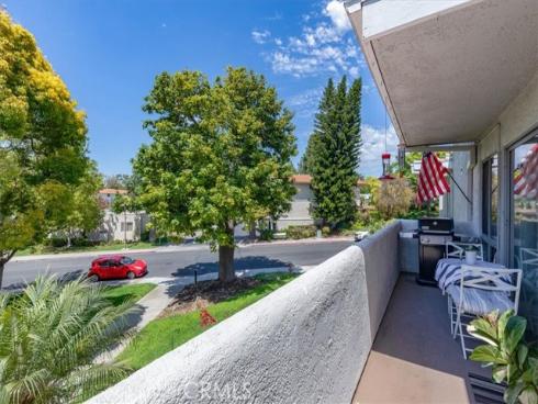 2257 Via Puerta P , Laguna Woods, CA