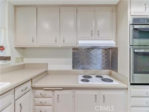 524 Calle Aragon N , Laguna Woods, CA