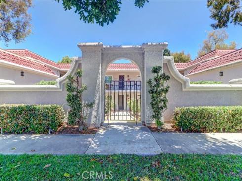 5507 Paseo Del Lago W B