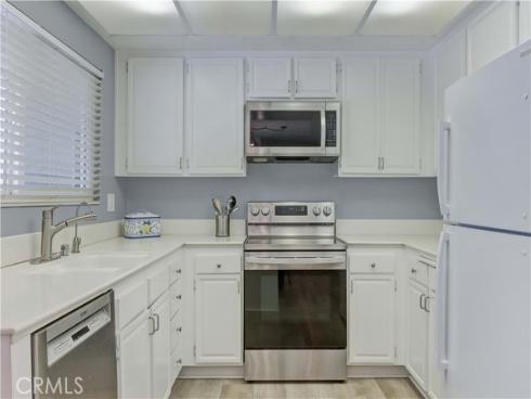 5507 Paseo Del Lago W B , Laguna Woods, CA