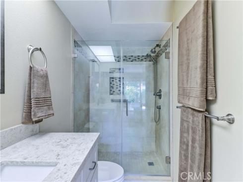 5507 Paseo Del Lago W B , Laguna Woods, CA