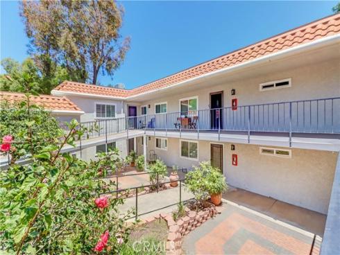 5507 Paseo Del Lago W B , Laguna Woods, CA
