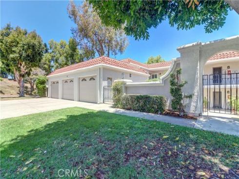 5507 Paseo Del Lago W B , Laguna Woods, CA