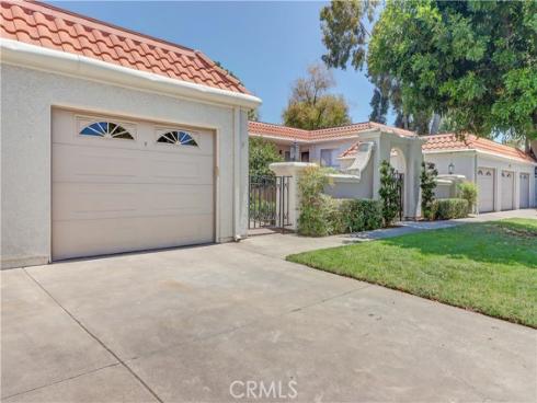 5507 Paseo Del Lago W B , Laguna Woods, CA