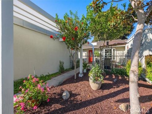 3207 Via Buena C , Laguna Woods, CA