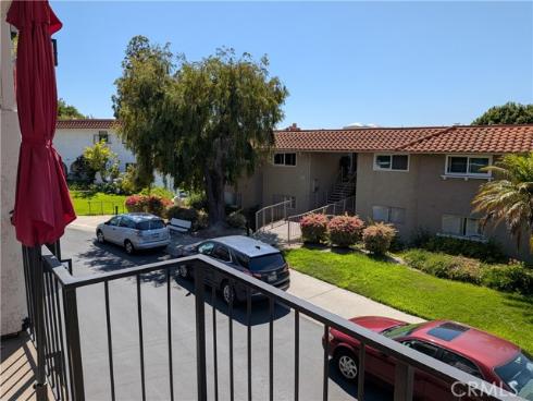 2292 Via Puerta B , Laguna Woods, CA