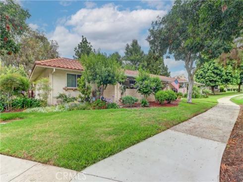 5330  Bahia Blanca  N , Laguna Woods, CA