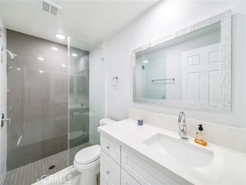 3015  Via Buena  O  Vista, Laguna Woods, CA