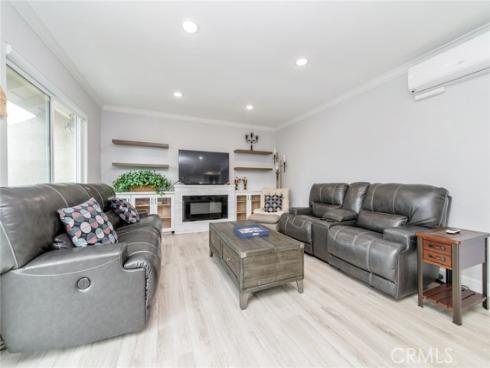 3015  Via Buena  O  Vista, Laguna Woods, CA
