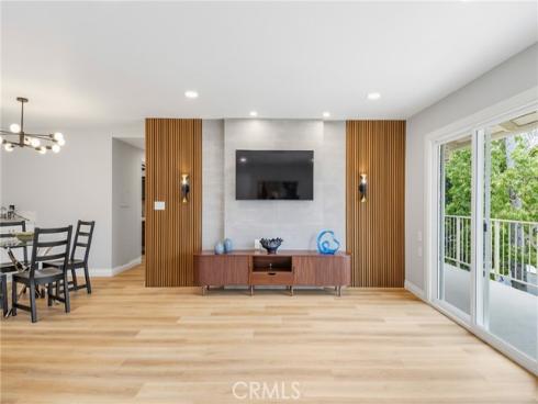 802 Ronda Mendoza N , Laguna Woods, CA