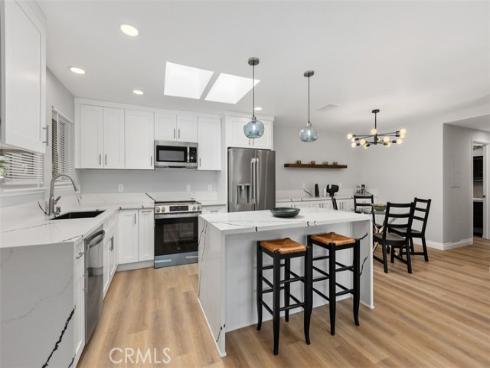 802 Ronda Mendoza N , Laguna Woods, CA