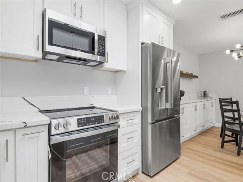 802 Ronda Mendoza N , Laguna Woods, CA