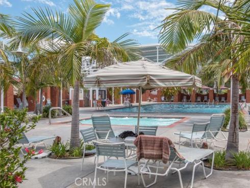 802 Ronda Mendoza N , Laguna Woods, CA