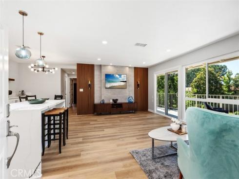 802 Ronda Mendoza N , Laguna Woods, CA