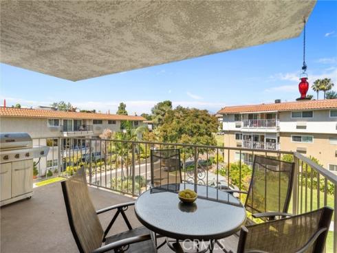 2389  Via Mariposa  2A , Laguna Woods, CA