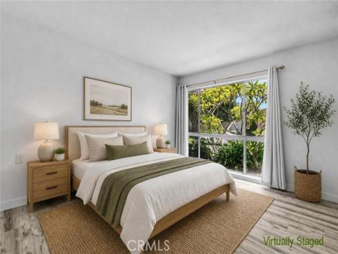 2312 Via Puerta B , Laguna Woods, CA
