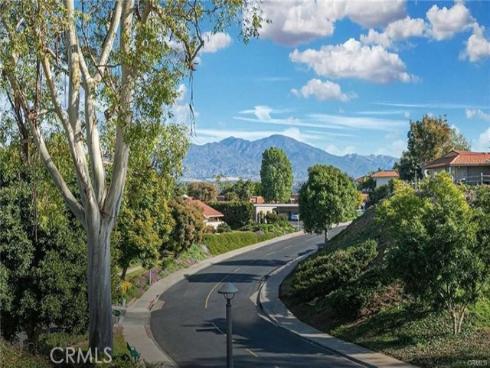 2312 Via Puerta B , Laguna Woods, CA
