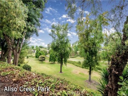 2312 Via Puerta B , Laguna Woods, CA
