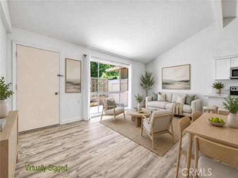 2312 Via Puerta B , Laguna Woods, CA