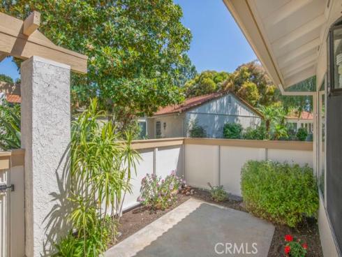 3287 San Amadeo A , Laguna Woods, CA