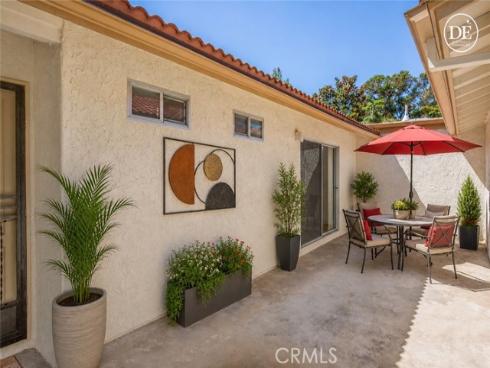 3287 San Amadeo A , Laguna Woods, CA