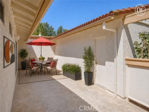 3287 San Amadeo A , Laguna Woods, CA