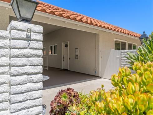 2046 Via Mariposa P , Laguna Woods, CA