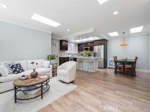 2046 Via Mariposa P , Laguna Woods, CA
