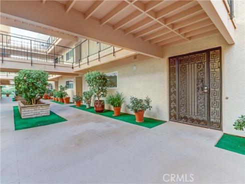 5519 Paseo Del Lago 1G