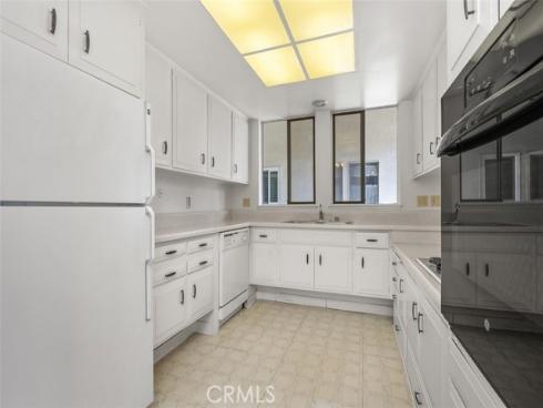 84 Calle Aragon P , Laguna Woods, CA