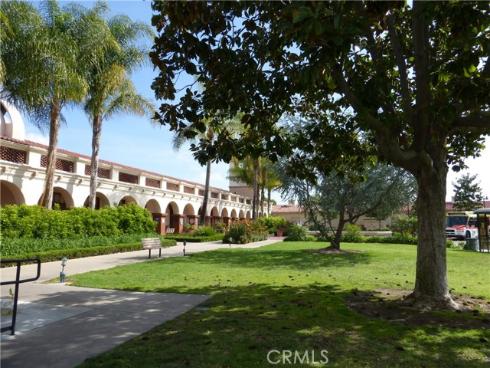 3254 San Amadeo C , Laguna Woods, CA