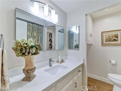 860 Ronda Mendoza O , Laguna Woods, CA