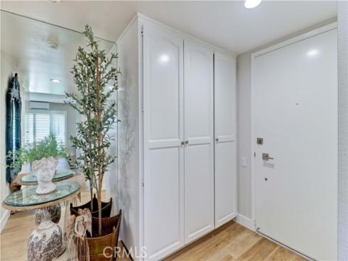860 Ronda Mendoza O , Laguna Woods, CA