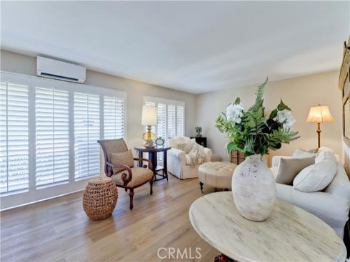 860 Ronda Mendoza O , Laguna Woods, CA