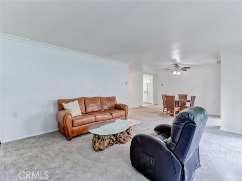 2399 Via Mariposa W Unit 1-f , Laguna Woods, CA