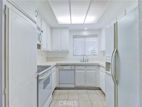 2399 Via Mariposa W Unit 1-f , Laguna Woods, CA