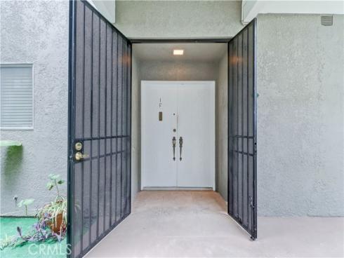 2399 Via Mariposa W Unit 1-f , Laguna Woods, CA