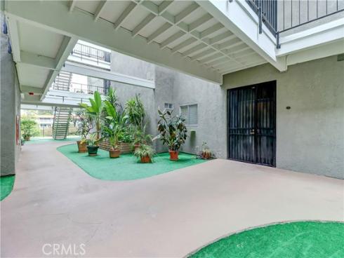2399 Via Mariposa W Unit 1-f , Laguna Woods, CA