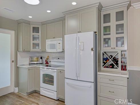 2044  Via Mariposa  B , Laguna Woods, CA