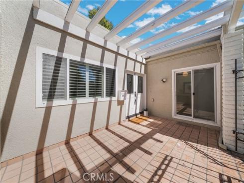 2026 Via Mariposa C , Laguna Woods, CA