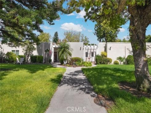 2026 Via Mariposa C , Laguna Woods, CA