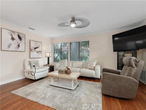 3071 Via Serena D , Laguna Woods, CA