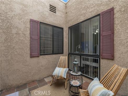 3071 Via Serena D , Laguna Woods, CA